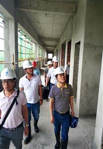 廖立波到柳江縣拉堡鎮(zhèn)思賢小學項目調(diào)研