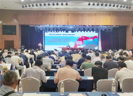 這項工作，冶建在住建廳建管會上作經(jīng)驗(yàn)發(fā)言