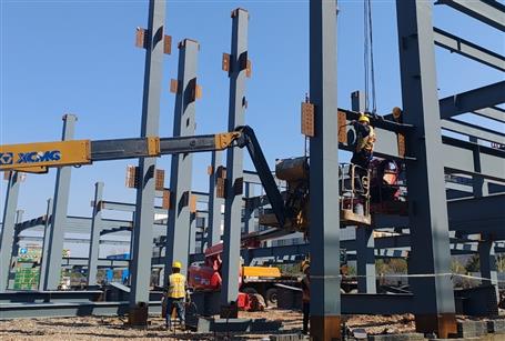 【真抓實(shí)干 奮勇?tīng)?zhēng)先】冶建第十分公司一區(qū)外項(xiàng)目“火力全開(kāi)”搶進(jìn)度